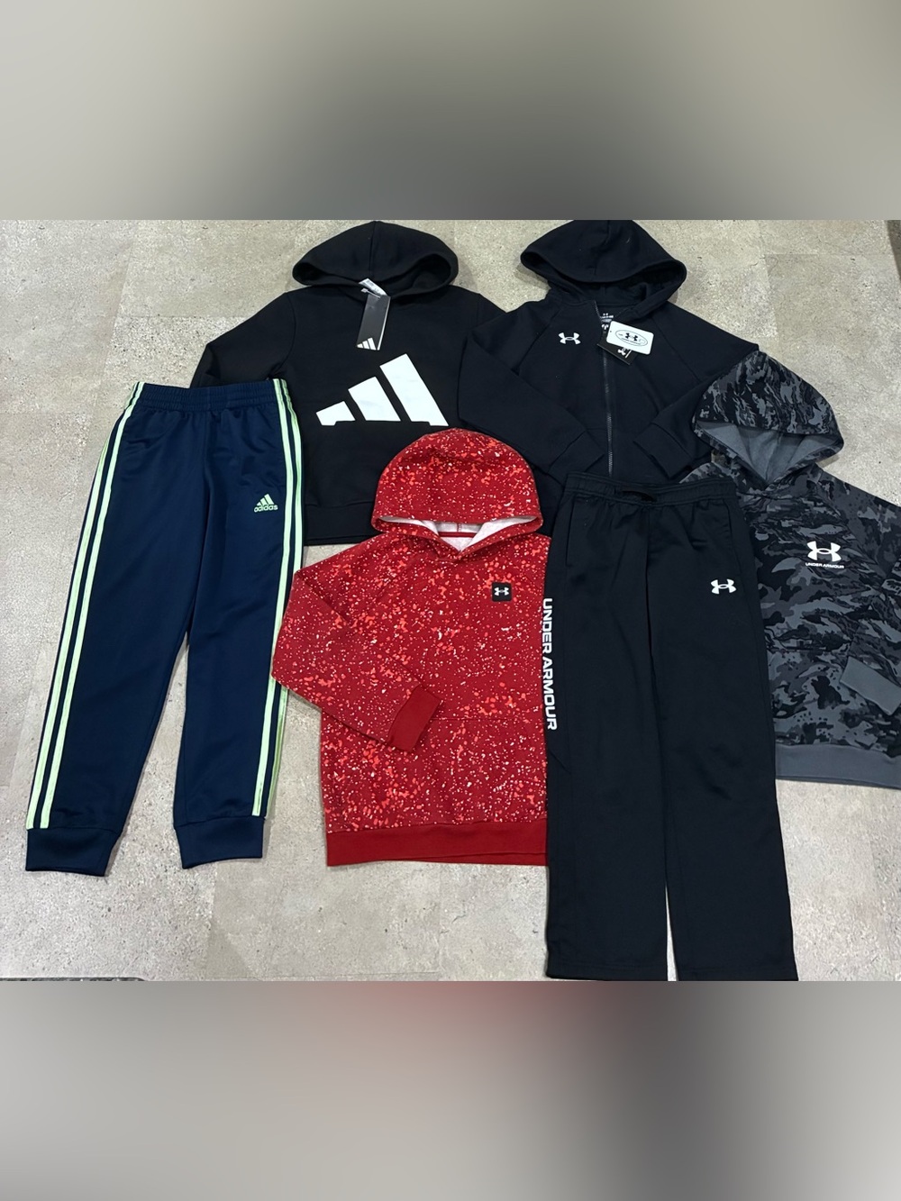 Boys UNDER ARMOUR/ADIDAS Sweatshirts & Athletic Pants Lot, sz Small….2 NWT